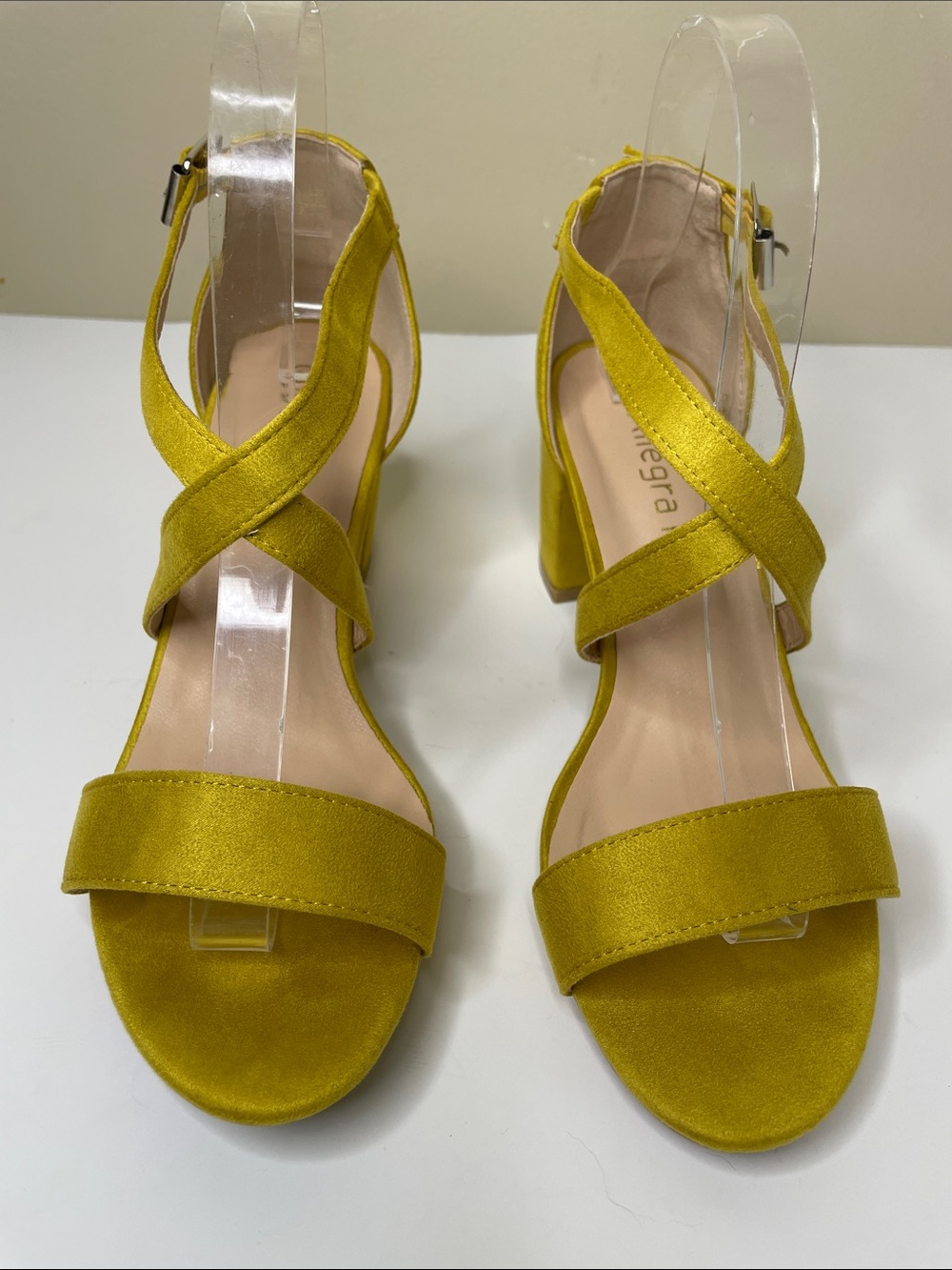 ALLEGRA K Mustard Faux Suede Crisscross Strap Block Heel Open Toe Sandals 8